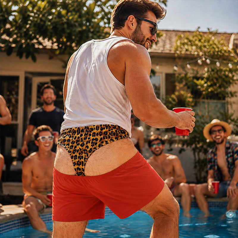 Legenden-Status am Pool – Die lustige Leoparden-Print Shorts 🩳