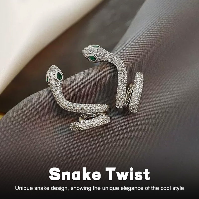 Schicker silberner Ohrclip in Schlangenform 🐍