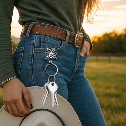 Buchstaben-Schlüsselanhänger im Western-Cowboy-Stil