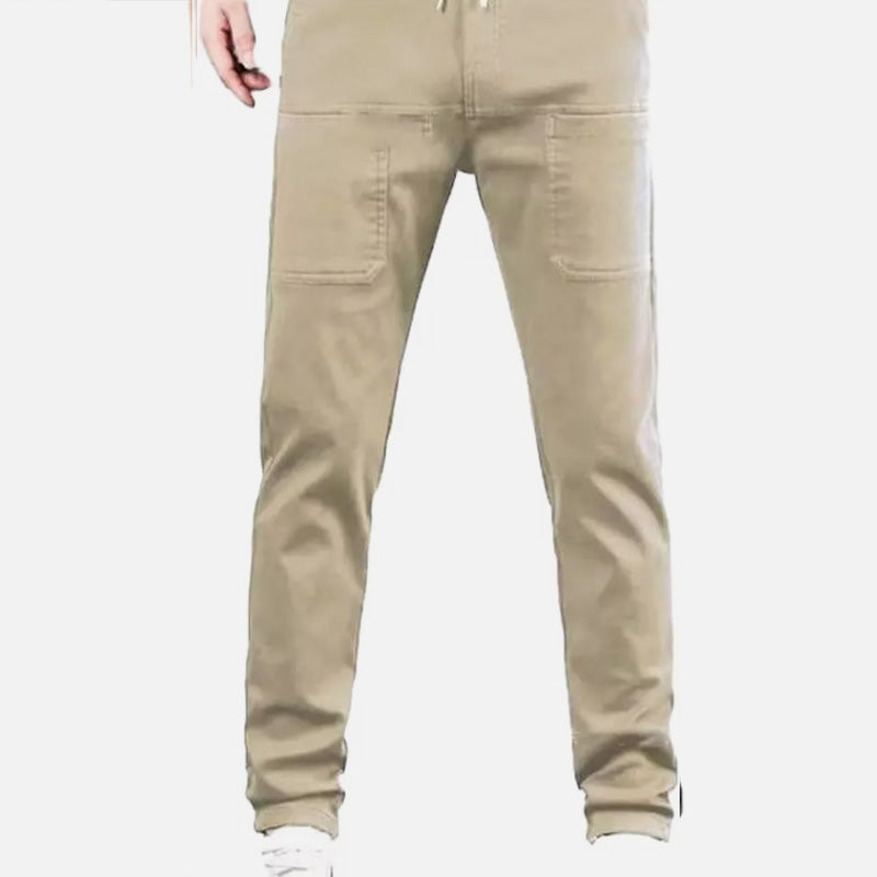 Strapazierfähige Cargohose mit hohem Stretchanteil und mehreren Taschen