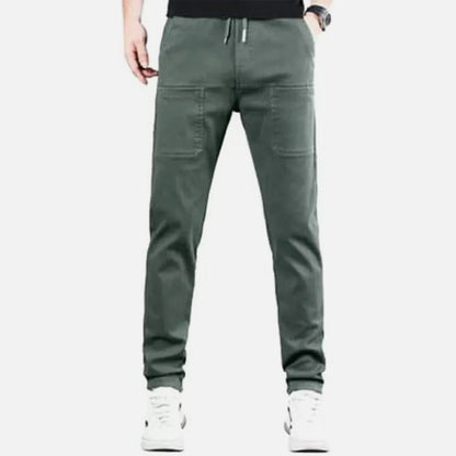 Strapazierfähige Cargohose mit hohem Stretchanteil und mehreren Taschen